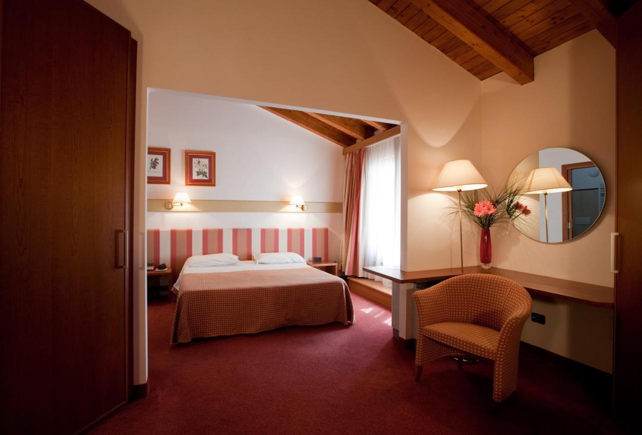 Eurohotel Palace Maniago Luaran gambar