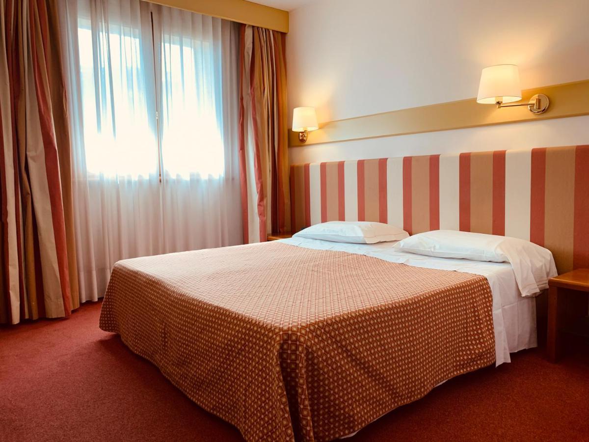 Eurohotel Palace Maniago Luaran gambar